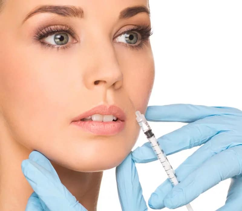 Hyaluronsäure Spritze_Nasse